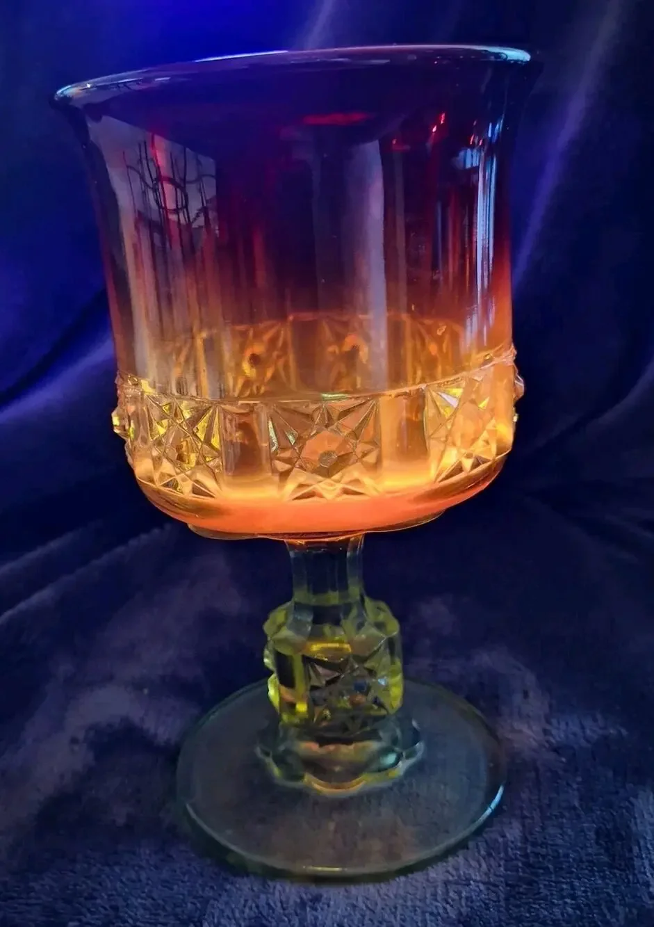 Vintage Amberina LG Wright Glass Daisy & Cube Glass Water Goblet 5.75